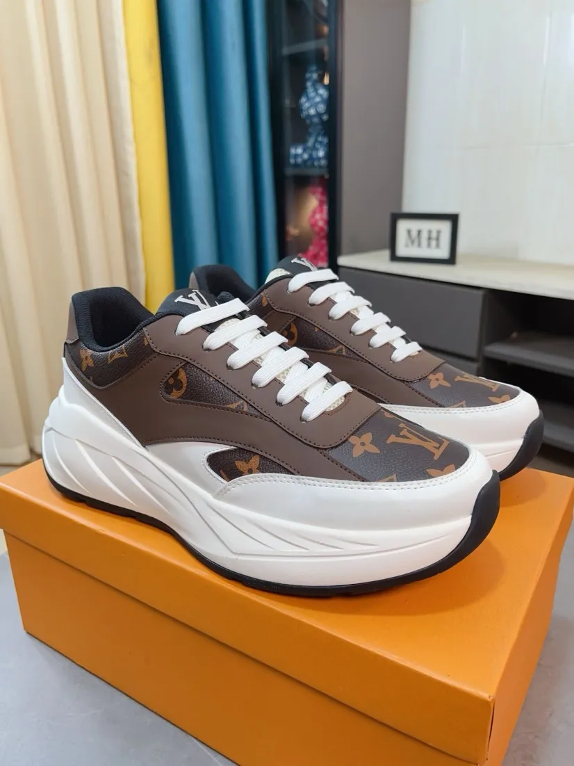 Men's shoes💰438🌹🌹[LV]🌹High-end brand of men's shoes: Official website 1:1 Latest masterpiece: The upper is made of Italian imported first-layer cowhide with special materials➕Full genuine leather lining🔥, making walking more convenient and comfortable! Exclusive new style, stunning work [color]! Create a fashionable personality to set off your uniqueness! A must-have for trendy men! Classic🔥Number: 38-44